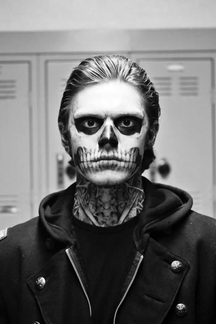 Skeleton Face Paint Idea