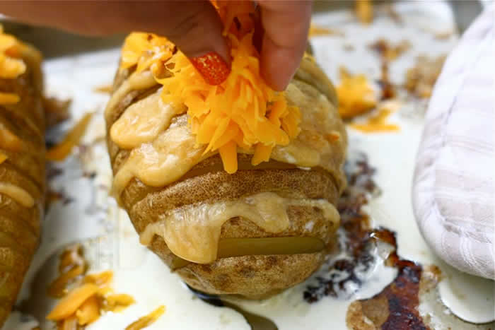 How to DIY Delicious Scalloped Hasselback Potatoes