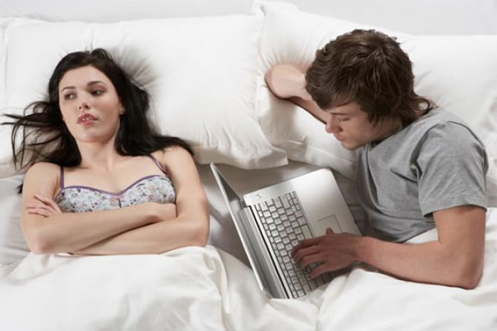 7 Signs That Your Husband Is No Longer Interested In You