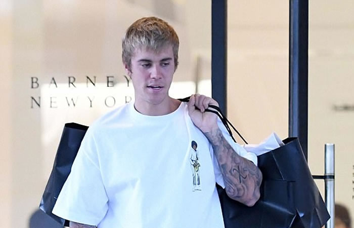 Justin Bieber Wears Daniel Patrick