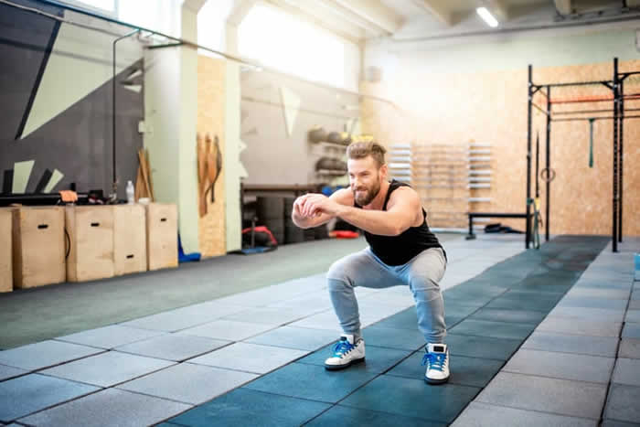 The 8 Best No-Equipment Moves to Get Stronger