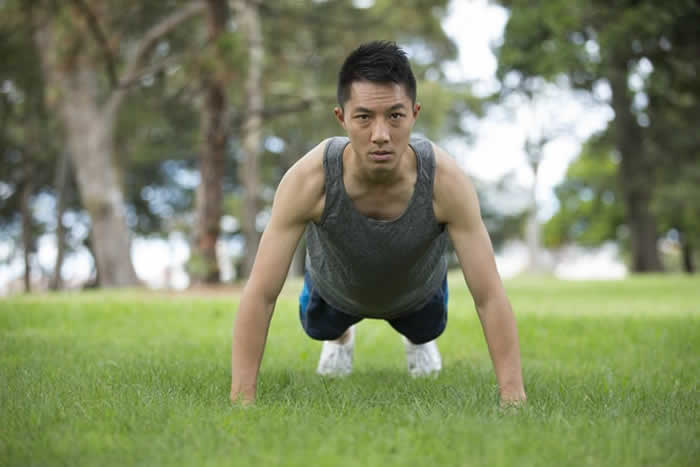 The 8 Best No-Equipment Moves to Get Stronger