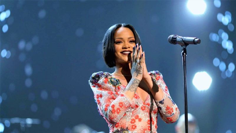  Rihanna Delights Fans as She Shares Good News about her New Song