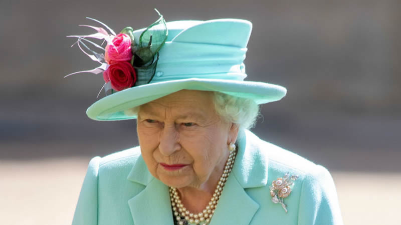  UK’s Queen Elizabeth Misses Remembrance Sunday Service Due to Back Sprain