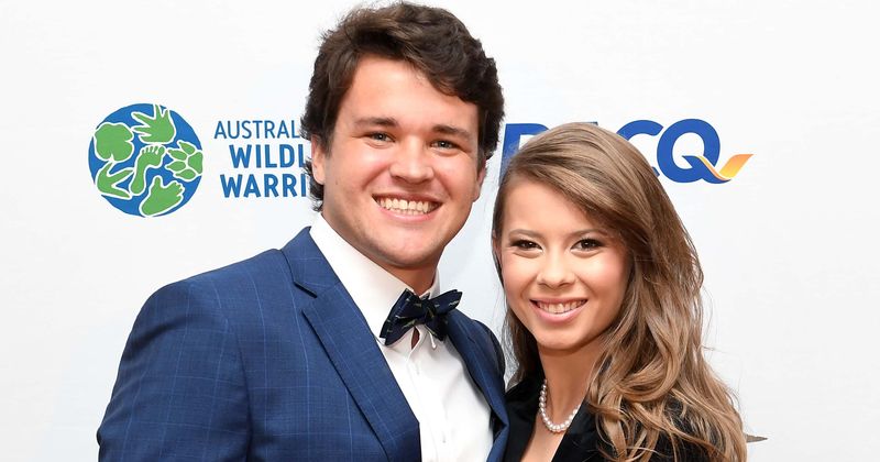  Bindi Irwin Shares Amazing Artwork of Dad Steve Holding Baby Grace on Her First Mother’s Day