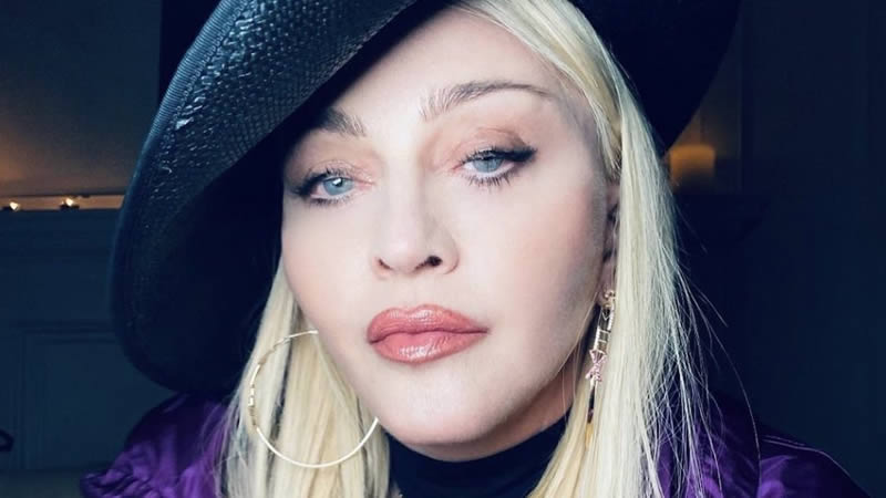  Madonna Recounts Celestial Conversation During Hospital Stay in LA Performance