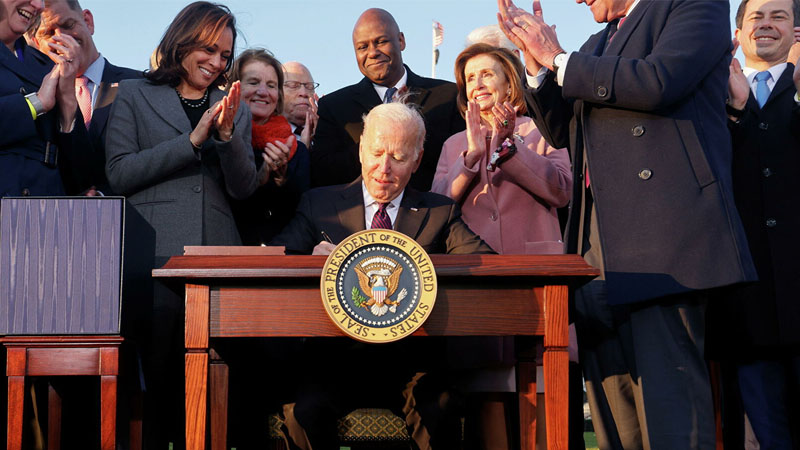  ‘It’s Official, Folks!’: Biden Signs $1 Trillion Infrastructure Bill Into Law