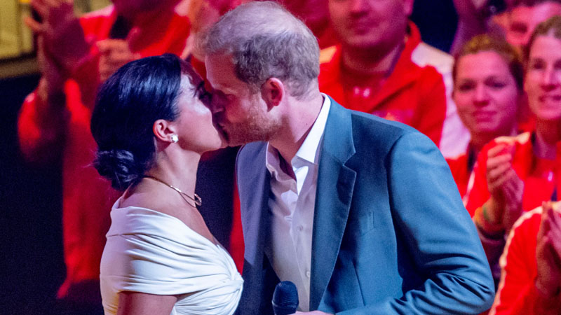  Duke and Duchess of Sussex make a rare public appearance at the opening ceremony of the Invictus Games: “Slava Ukraine!”