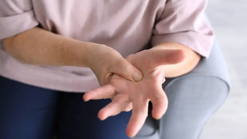  Protecting Your Hands and Wrists: 9 Tips to Prevent Carpal Tunnel Syndrome