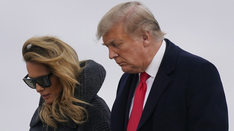  Donald Trump Drops a Hint About His Marriage to Melania with a Sorrowful Look