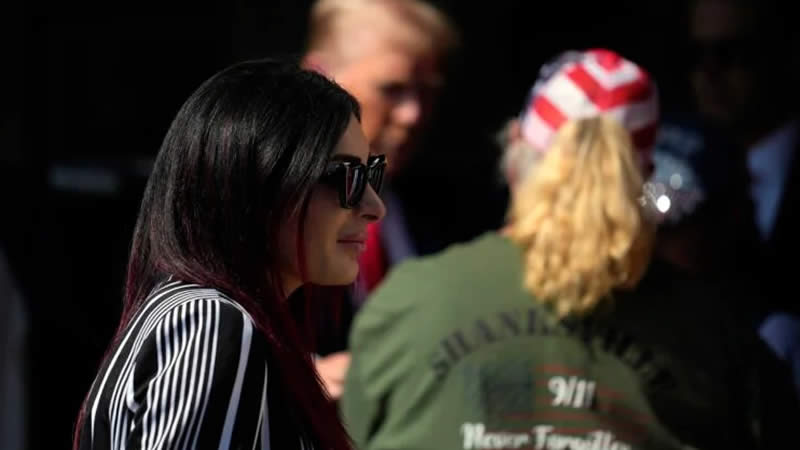 Laura Loomer with trump