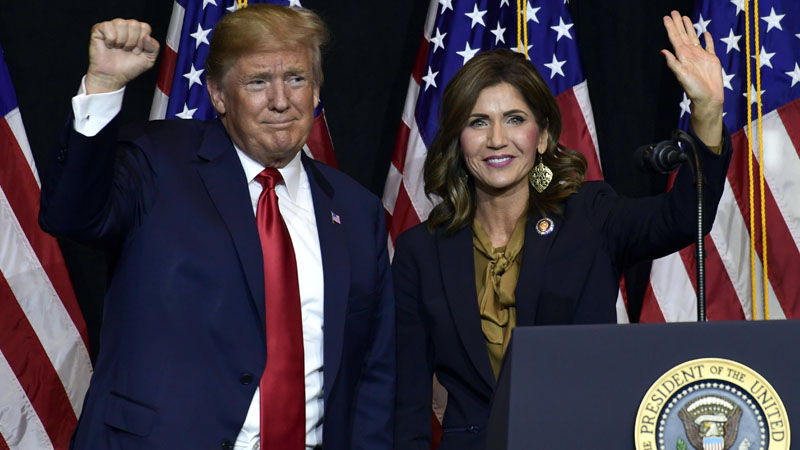 kristi noem and trump