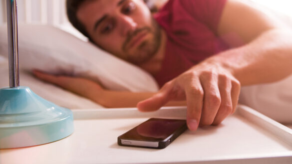 Neuroscientists Say Morning Screen Time Disrupts Focus, Creativity, and Mood

(Representational Image)