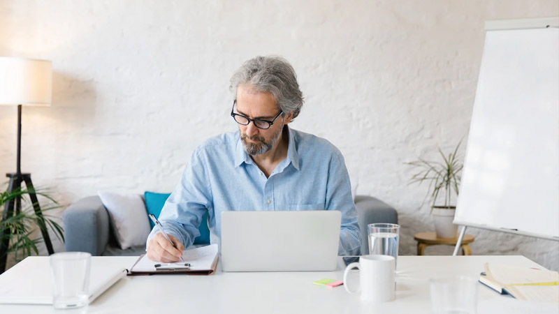 What Determines Pay in Work From Home Jobs